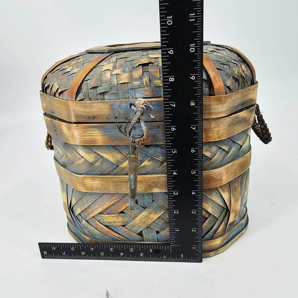 Vintage Asian Woven Bamboo Rattan Basket Storage Box with lid 10